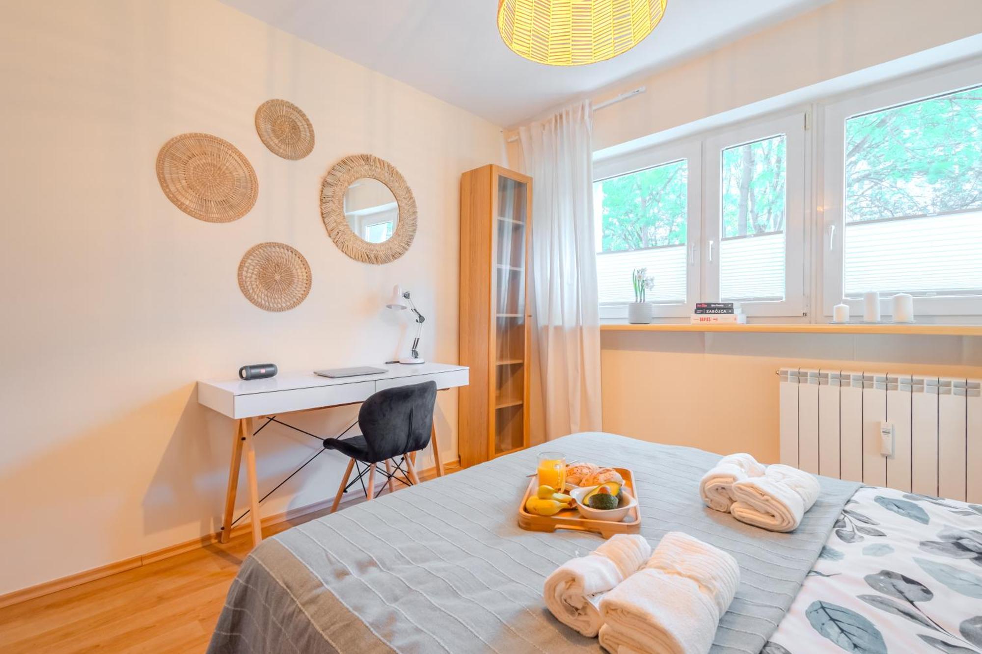 Rezydencja Filmowa- Wygodny Apartament 10 Min Od Lotniska I Centrum Lägenhet Warszawa Exteriör bild